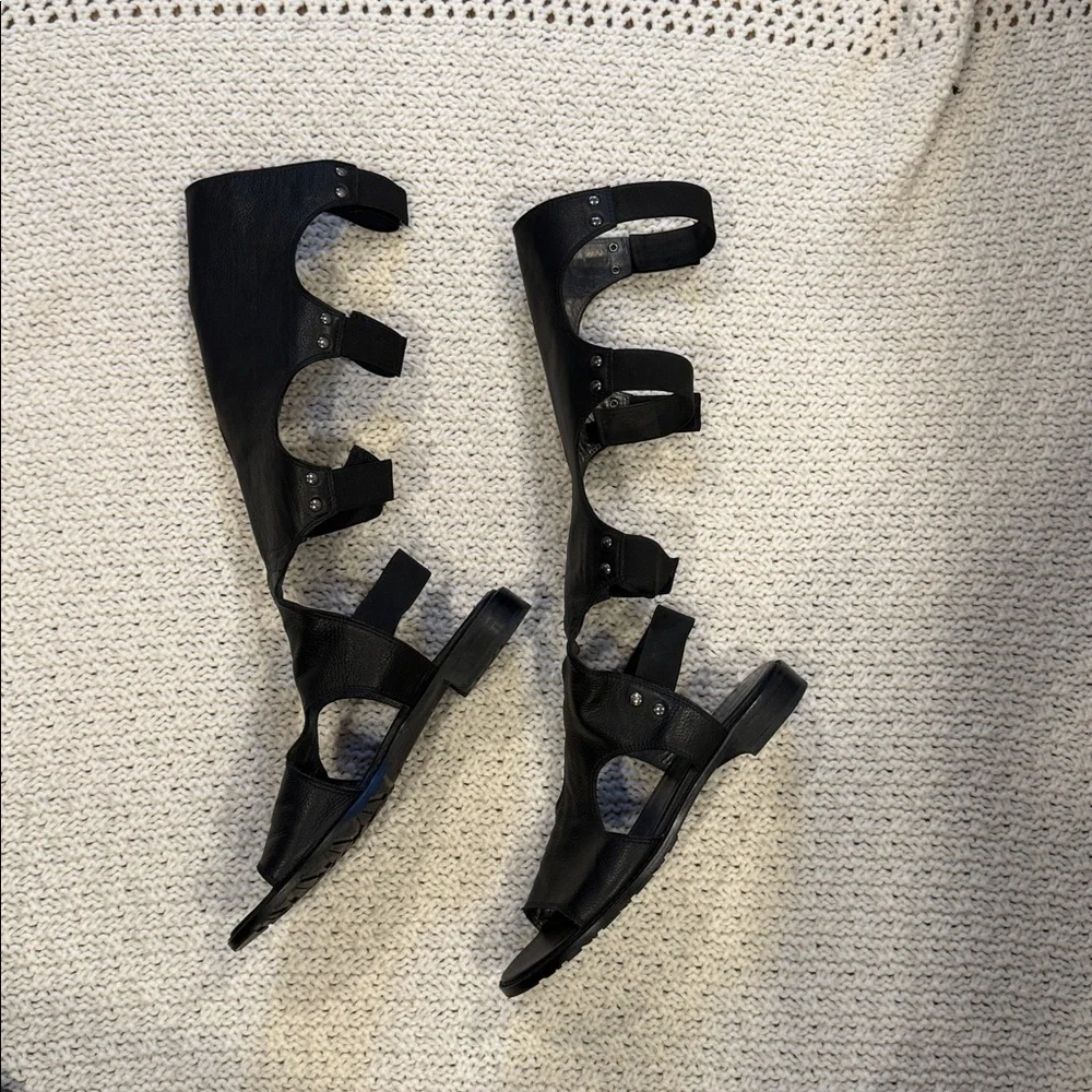 STUART WEITZMAN Tall Cut Out Gladiator Sandals Flats Boot Shoe 6/5 M